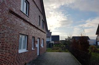 Wohnung mieten in Borweg 42, 31234 Edemissen, 3-Zimmer Wohnung Obergeschoss Doppelhaushälfte in Abbensen