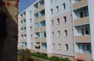 Wohnung mieten in Puschkinstr. 19, 17268 Boitzenburger Land, 4-Raum Wohnung mit Balkon Hochparterre