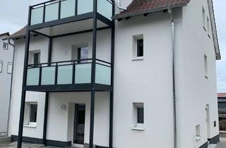 Wohnung mieten in Neuhofer Weg, 91257 Pegnitz, 3-Zimmer-Wohnung in Pegnitz mit Balkon, Garage