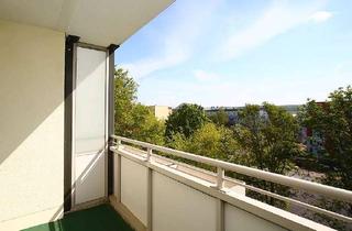 Wohnung mieten in Friedrich-Quenstedt-Straße 10, 06295 Lutherstadt Eisleben, Wohnung mit großem Balkon und schönem Ausblick