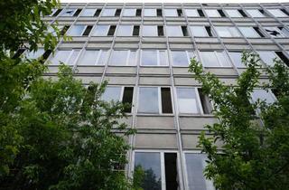 Gewerbeimmobilie kaufen in Erich-Weinert-Straße 37, 03172 Guben, 5 Etagen Bürohaus mit ca. 6.880 m² Grundstück in Guben