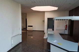 Büro zu mieten in Runtestrasse 28, 59457 Werl, Bürofläche mit Autobahnanschluss im Industriegebiet von Werl