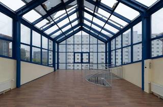 Büro zu mieten in Johannes-R. Becher-Straße 42, 39128 Kannenstieg, Kleine Büroeinheit (44 m²) + Maisonette mit Glasfassade (113 m²) - direkt vom Eigentümer!