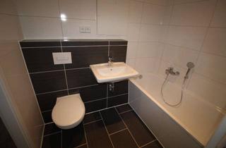 Wohnung mieten in Lucas-Cranach-Straße 34, 39576 Stendal, 4 Zimmer, Küche offen im Wohnbereich - Bad mit Wanne und Balkon... Alles da ! Wo sind Sie ?