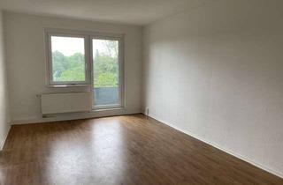 Wohnung mieten in Lucas-Cranach-Straße 08, 39576 Stendal, Helle 3 Zimmer Wohnung mit Balkon