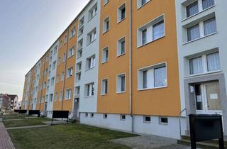 Wohnung mieten in L.-Jahn-Str. 2-6, 39646 Oebisfelde, Modernisierte 3-Raum-Wohnung, Ludwig-Jahn-Str. 2-6