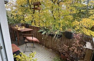 Wohnung mieten in Auf Der Weide 22, 35037 Marburg, Südviertel-Helle, gepflegte 2ZKB im 1.OG mit 2 Balkonen, Parkett und Blick ins Grüne