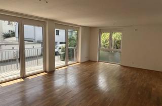 Wohnung mieten in Biegenstraße 25 A, 35037 Marburg, Kernstadt-Gepflegte, helle 3 ZKB mit Südbalkon und Parkett in ruhiger Sackgasse