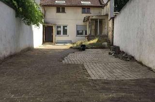 Haus kaufen in 60594 Sachsenhausen, 1 km zum Römer! Bodenrichtwert 4.600 €/m² (offiziell). Direkt vom Eigentümer.