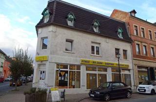 Haus kaufen in Wall Straße 11, 38364 Schöningen, Mehrfamilenhaus im Zentrum - Schöningen! Wohn&Geschäftshaus (Sauna&Fitness)! Miete p.a. 37.680 Euro!
