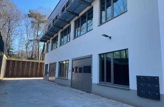Gewerbeimmobilie mieten in Alte Sülldorfer Landstraße 400, 22559 Rissen, WERKHOF RISSEN