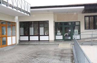 Gewerbeimmobilie kaufen in 95482 Gefrees, Büro- und Gewerberäume in zentraler Lage