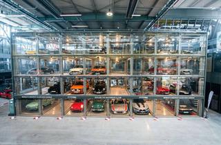 Immobilie mieten in Lilienthalallee 35, 80939 München, Einstellplätze für exklusive Fahrzeuge in der Motorworld München