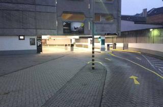 Garagen mieten in Friedrichstraße 13-15, 90762 Fürth, Saubere und helle Stellplätze im Parkhaus (freie Stellplatzwahl) (Innenstadt)