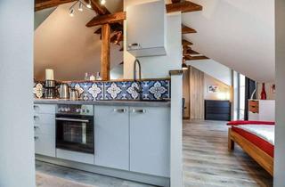 Immobilie mieten in 53721 Siegburg, Großartige Dachgeschosswohnung mit großer Dachterrasse und Blick auf den Michaelsberg in Siegburg...