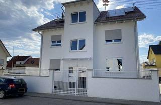 Haus kaufen in 76774 Leimersheim, neuwertiges & vermietetes Dreifamilienhaus in Leimersheim