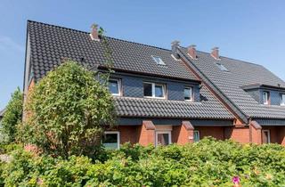 Wohnung kaufen in 25996 Wenningstedt-Braderup, Strandnahe 3-Zimmer-Dachgeschosswohnung in Wenningstedt