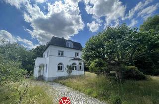 Villa kaufen in 40667 Meerbusch, Klassische Villa mit traumhaftem Blick über die Felder bis hin zum Rhein