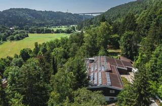 Haus kaufen in 72184 Eutingen im Gäu, RESERVIERT! Leben auf 10.000 m² - Wohnhaus mit eigenem Park und Wellnessbereich