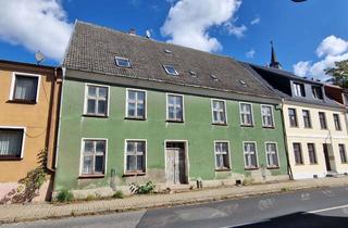 Mehrfamilienhaus kaufen in Rostocker Straße, 18195 Tessin, sanierungsbedürftiges Mehrfamilienhaus im Stadtzentrum mit 461 m² Grundstück