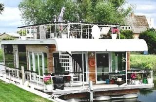 Haus kaufen in 17139 Malchin, Modernes, hochwertiges Hausboot - Wohnen und Leben auf dem Wasser