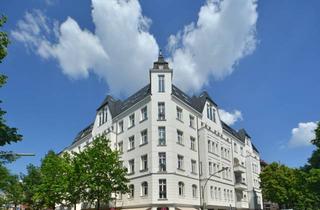 Wohnung kaufen in Sächsische Straße 72, 10707 Wilmersdorf, Vermietete Altbau-Wohnung mit Balkon im Herzen von Berlin am Ludwigkirchplatz