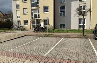 Garagen mieten in Otto-Dill-Straße 18,20,22, 67433 Kernstadt, Sie haben immer noch keinen Parkplatz gefunden? Stellplatz in der Otto-Dill-Str. in Neustadt frei!