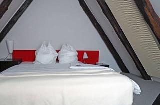 Immobilie mieten in 73230 Kirchheim, Maisonette-Designer-Apartment mit Balkon - wieder frei ab 01.07.2025