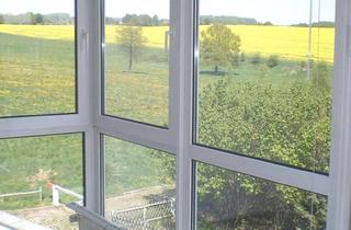 Wohnung mieten in Hofer Straße 211c, 09353 Oberlungwitz, Wohnung mit unverbauten Ausblick in Oberlungwitz