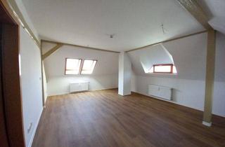 Wohnung mieten in 04639 Gößnitz, frisch renovierte 2-Zimmer Wohnung mit Charme im 3. OG in der Altenburger Str., Gößnitz
