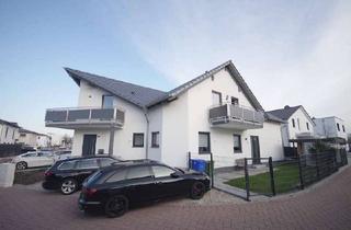 Haus kaufen in 67271 Obersülzen, Neuwertiges Zweifamilienhaus mit Garage, Garten und Pool!