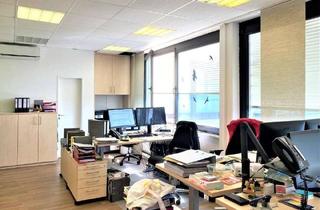 Anlageobjekt in Obere Marktstraße 13-15, 63110 Rodgau, kleine Bürofläche direkt am Puiseauxplatz in Rodgau