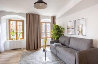 Wohnung mieten in 08056 Zwickau, Zwickau Hauptmarkt - Suite XL mit Schlafsofa & separater Küche