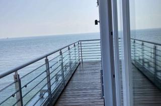 Wohnung kaufen in 27498 Helgoland, Modernes Apartment mit großem Balkon direkt am Meer