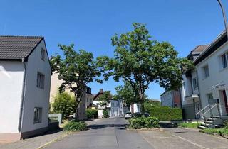 Haus kaufen in 53840 Troisdorf, TOISDORF OBERLAR freist. Ein- Zweifam. Haus, ca. 160 m² WNfl inkl. Studio, Keller, Terrasse, Carport