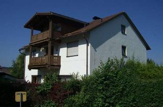 Wohnung kaufen in 94209 Regen, Vier-Zimmer-Wohnung im Stadtzentrum von Regen