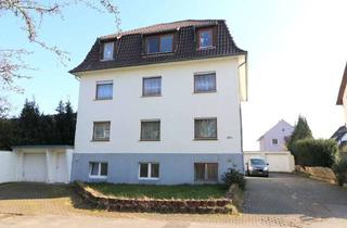 Wohnung kaufen in 32547 Bad Oeynhausen, Charmante 4-Zimmer-Dachgeschosswohnung in ruhiger Südstadtlage mit Garage und Gartenanteil.