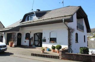 Einfamilienhaus kaufen in 54497 Horath, Großzügiges Einfamilienhaus mit Einliegerwohnung und viel Grundstück im Grünen