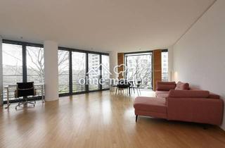 Wohnung kaufen in 10785 Berlin, 130 qm super-zentraler Luxus im Sony Center. Concierge + Security: Berlin Potsdamer Platz