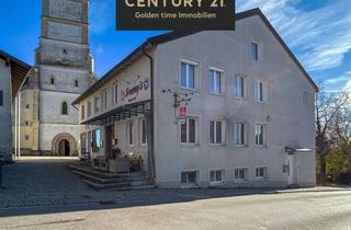 Anlageobjekt in Marktplatz, 83530 Schnaitsee, Zentrale Kapitalanlage am Marktplatz von Schnaitsee – solide Einnahmen & Entwicklungspotenzial