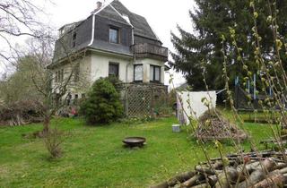 Villa kaufen in 08468 Reichenbach, Teilsanierte repräsentative Villa (1-2-Familienhaus) mit idyllischem Gartengrundstück mit Garage und Stellplätzen in exponierter Randlage von Reichenbach zu verkaufen!
