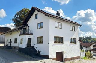 Haus kaufen in 94265 Patersdorf, Gelegenheit: 2 Häuser m. ehem. Gastwirtschaft bzw. Büro od. Laden, ca. 300 m2, PV-Anlage + 3 Garagen