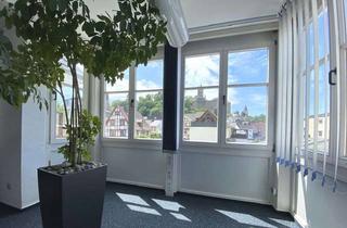 Gewerbeimmobilie kaufen in 35683 Dillenburg, Helle, großzügige Büroräume - Interessante Sale-and-Lease-Back Option