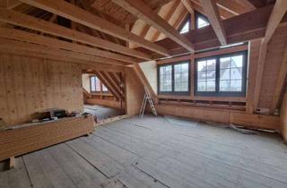 Haus kaufen in 90556 Cadolzburg, Ideal für Kreative ... Stattliches Wohnhaus mit Gestaltungspotenzial und Innenhof
