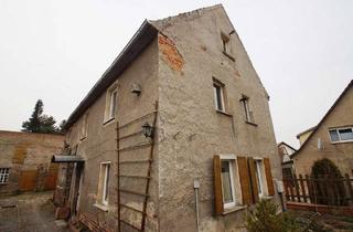 Einfamilienhaus kaufen in 06679 Hohenmölsen, Hohenmölsen - Raum trifft Vision - Einfamilienhaus mit Potenzial in Zembschen