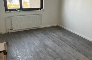 Wohnung mieten in Amorbacher Weg, 63128 Dietzenbach, Stilvolle, sanierte 2-Zimmer-Wohnung mit Balkon in Dietzenbach