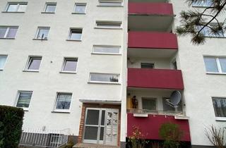 Wohnung kaufen in Hanri Dunant Str, 33813 Oerlinghausen, Oerlinghausen Süd, 1,5 ZW, Aufzug und Garagen Stellplatz. Von Privat