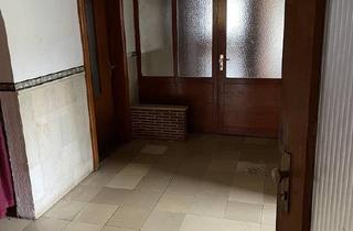 Wohnung mieten in Rathenaustrasse, 37574 Einbeck, Helle 7 Zimmer Wohnung auch als Gewerbe Nutzung möglich