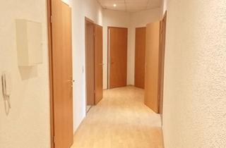 Wohnung mieten in Wettiner Platz, 08280 Aue, großzügige 3 Raum Wohnung mit Balkon in 08280 Aue Wettiner Platz