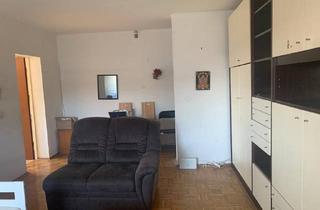 Wohnung mieten in Eschborner Landstraße, 60489 Frankfurt, Willkommen in Frankfurt-Rödelheim! Großräumige, helle 2-Zimmer-Wohnung mit Balkon in toller Lage
